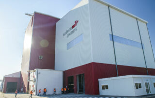 Photo de l’usine Aliénor Ciments montrant les bâtiments et les infrastructures de production